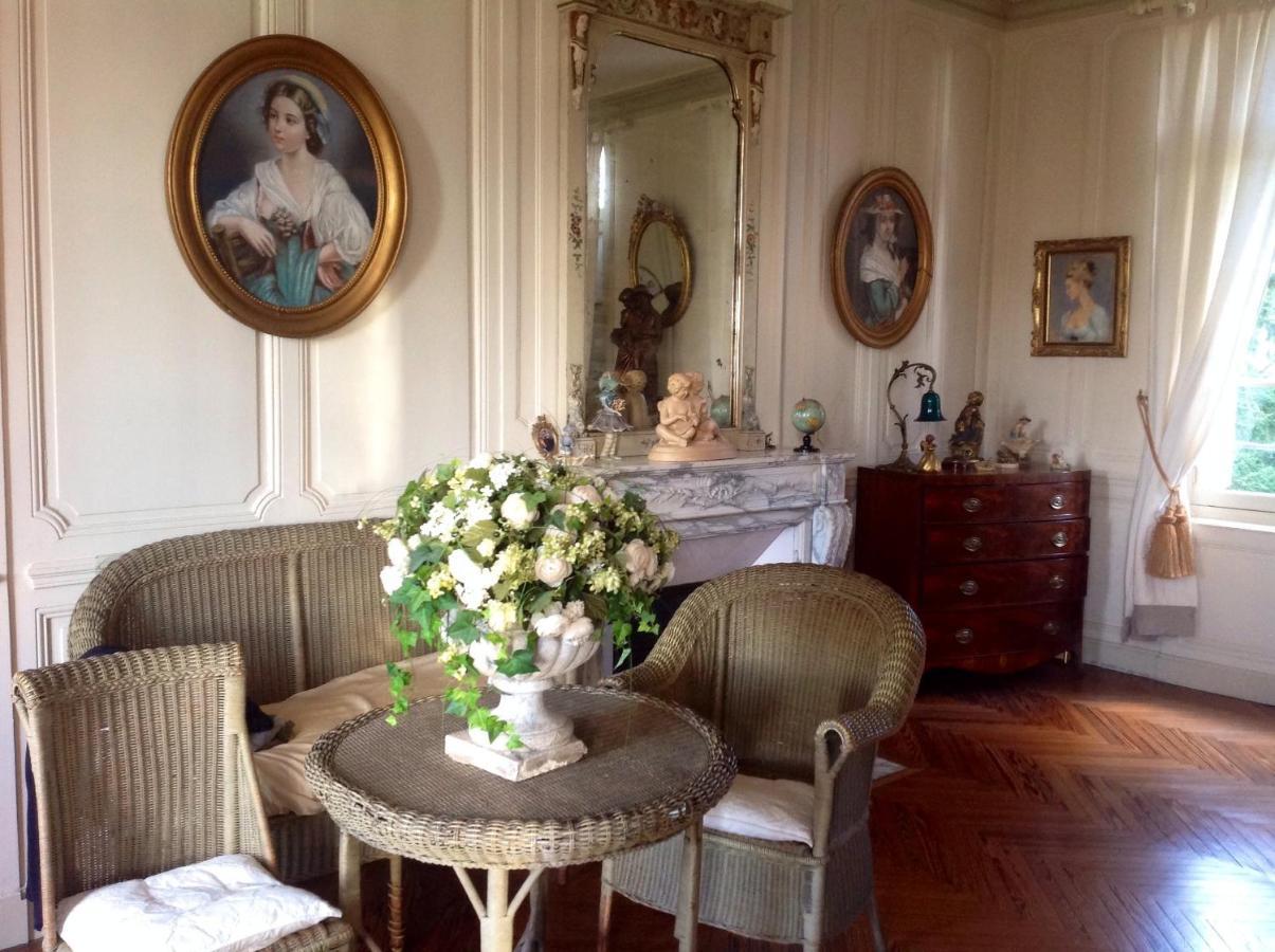 Chateau Du Mont Perreux Saint-Martin-du-Vivier Ngoại thất bức ảnh